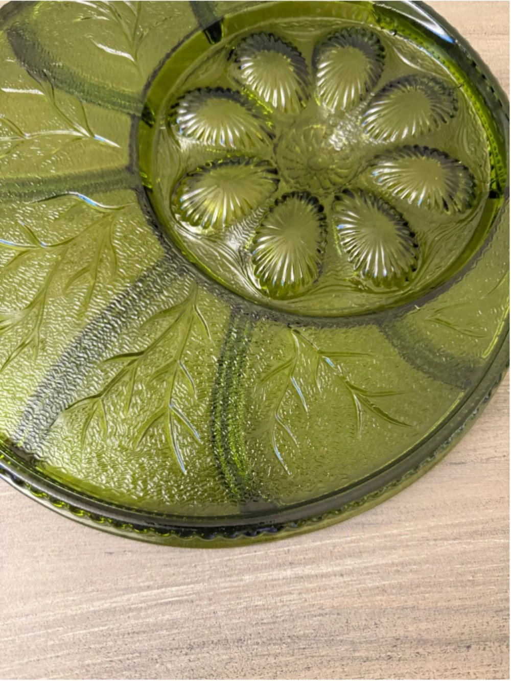Indiana Glass Olive Green Tree of Life Deviled Egg & Relish Tray - Mint
